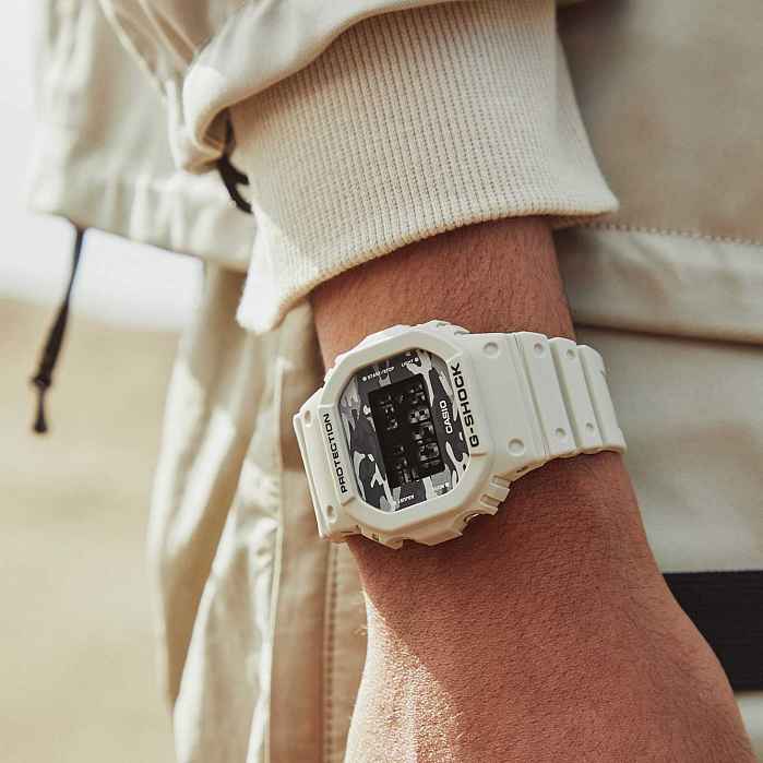 DW-5600CA-8ER